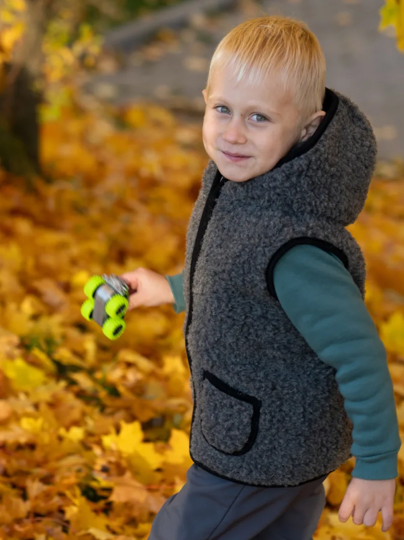 Dětská vlněná vesta na zip s kapucí grafit
