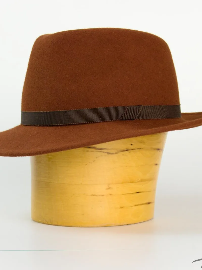 Herrenhut aus Kaninchenhaar mit Ripsband
