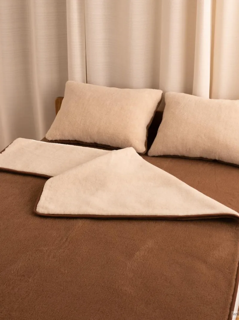 Vankúš Camel merino DUO